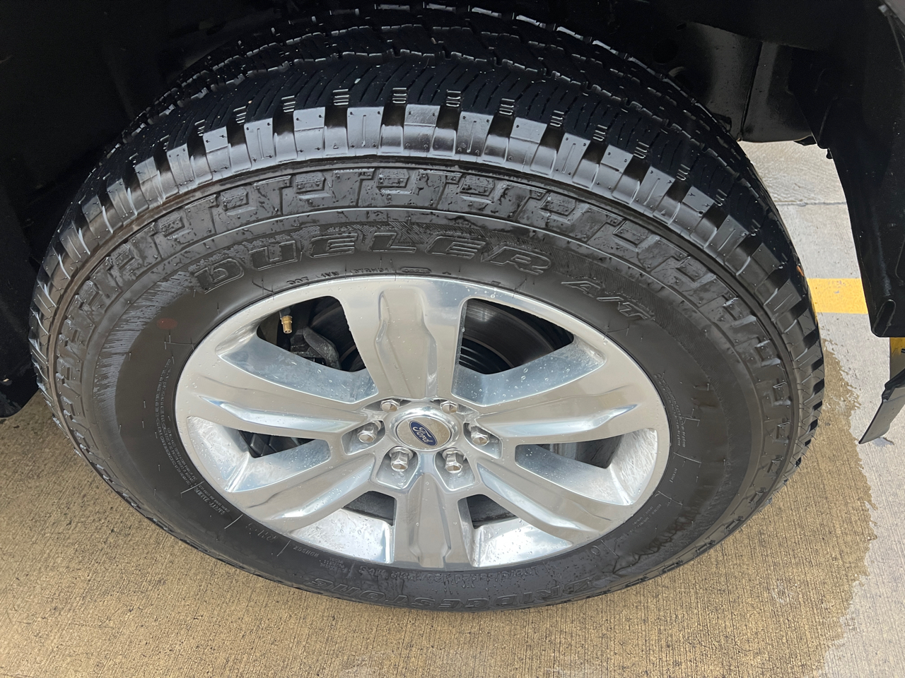 Ford F-150 4WD SuperCrew 157" Lariat 2020