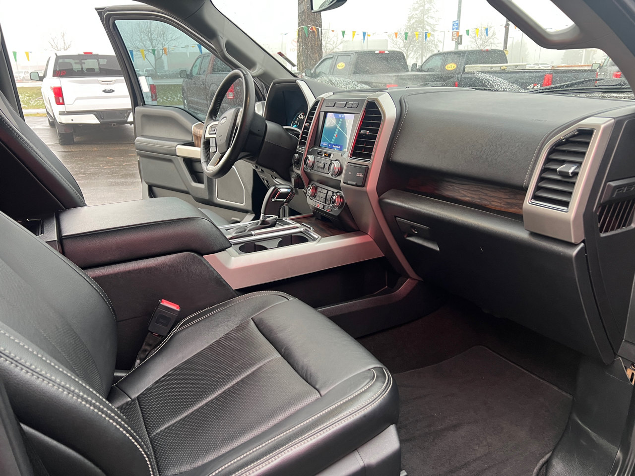 Ford F-150 4WD SuperCrew 157" Lariat 2020