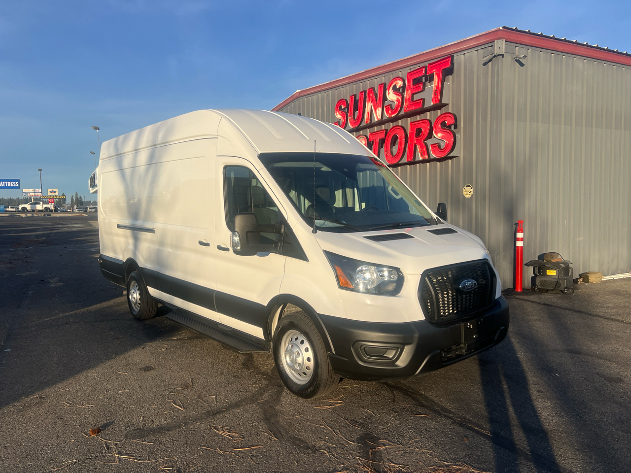 Ford Transit Cargo Van T-350 148" EL Hi Rf 9500 GVWR AWD 2022