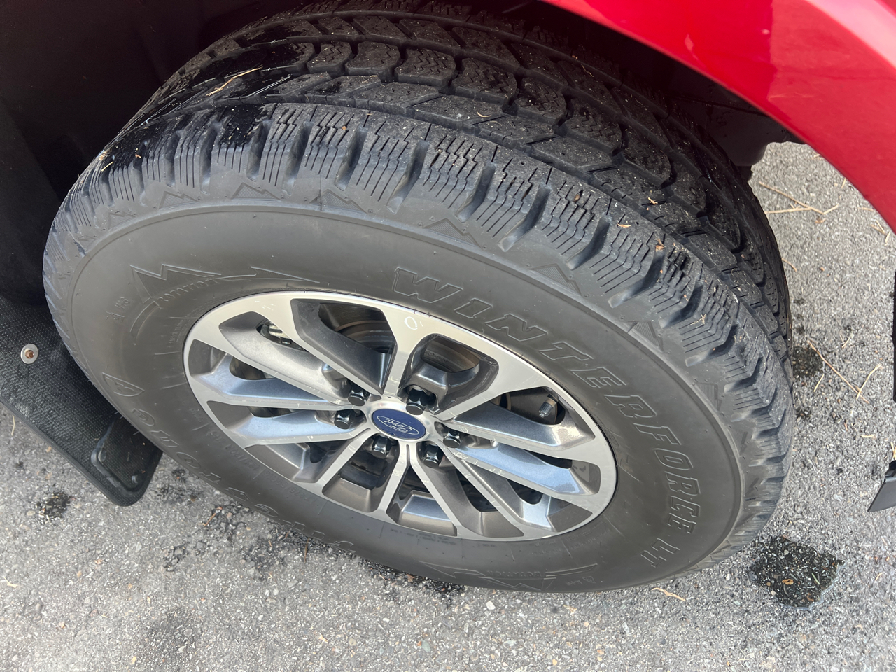 Ford F-150 4WD SuperCrew 145" Lariat 2018