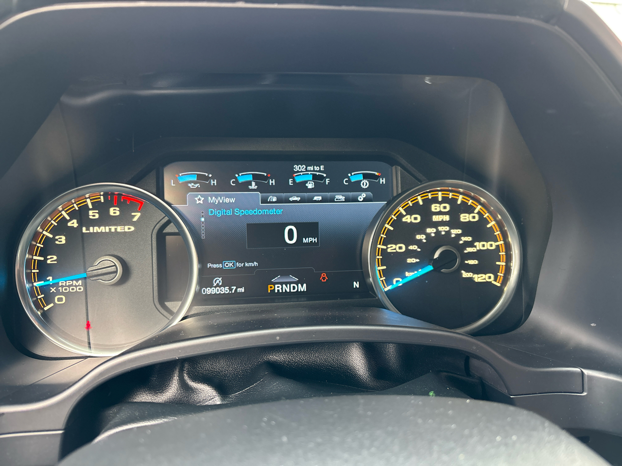 Ford F-150 4WD SuperCrew 145" Limited 2017