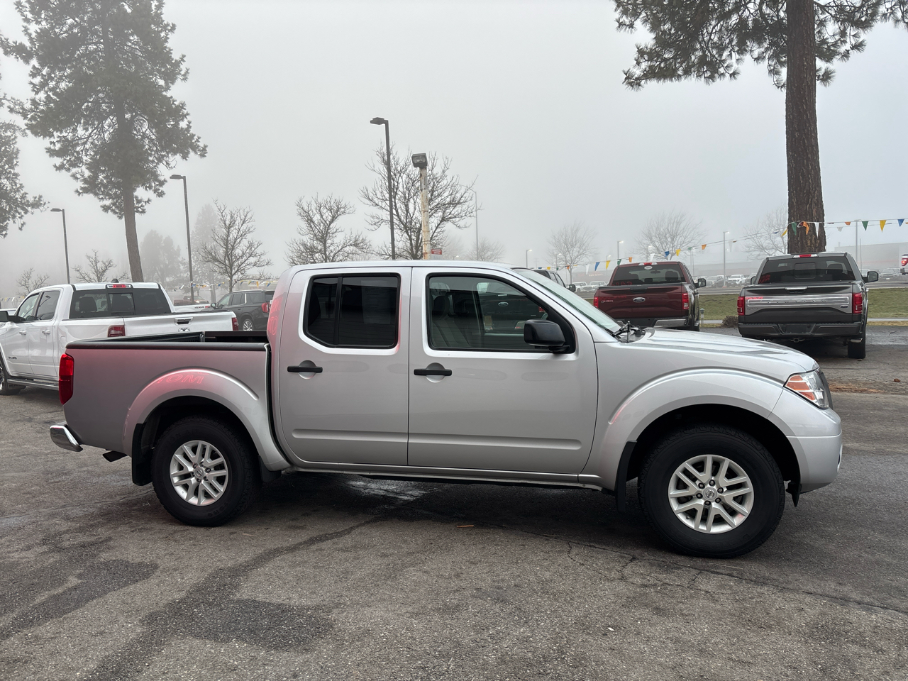 Nissan Frontier Crew Cab 4x4 SV Auto 2019
