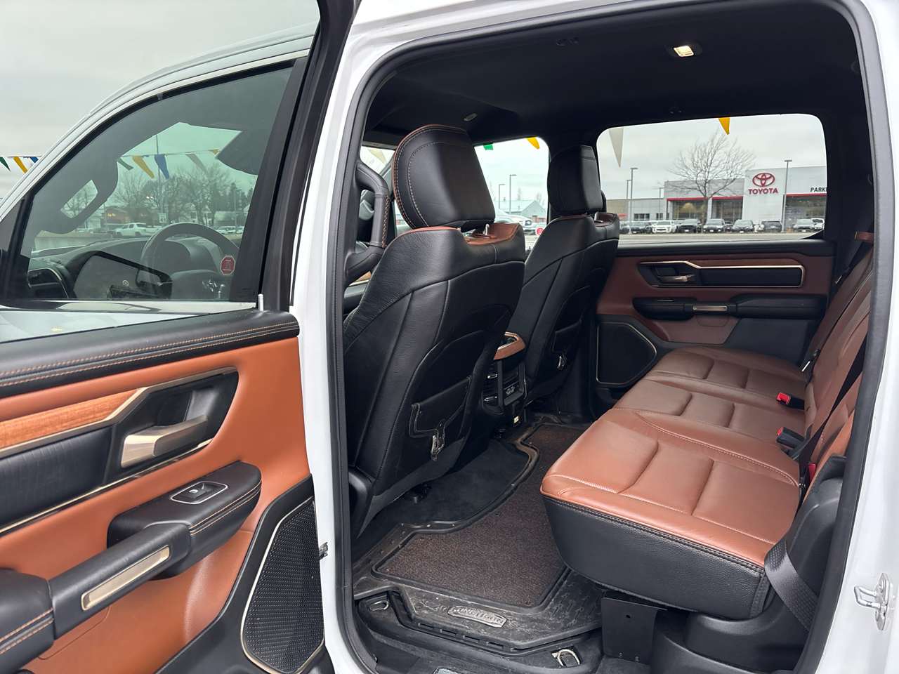 RAM 1500 Limited Longhorn 4x4 Crew Cab 5'7" Box 2022