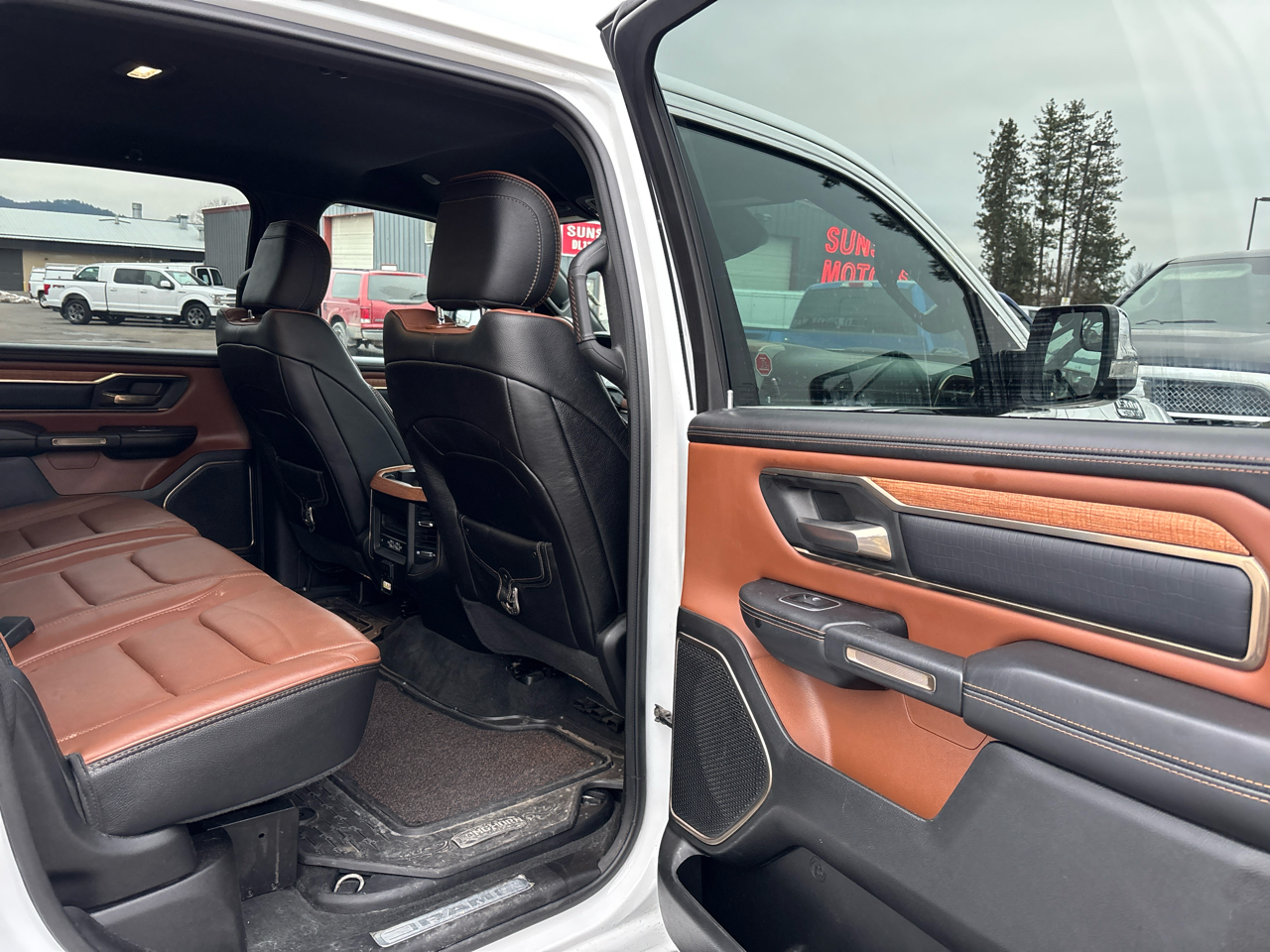 RAM 1500 Limited Longhorn 4x4 Crew Cab 5'7" Box 2022