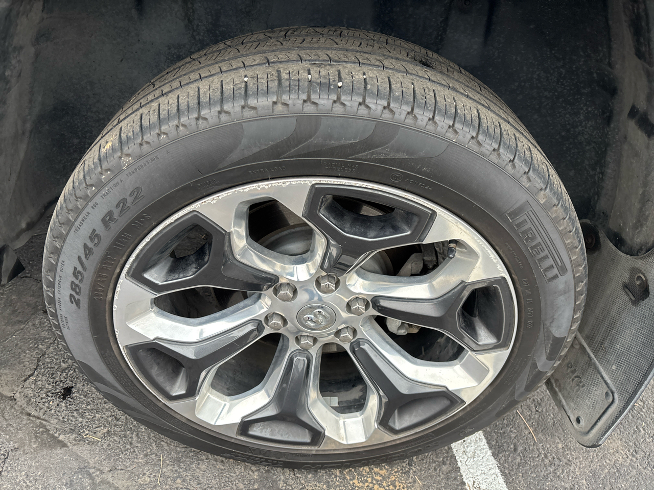 RAM 1500 Limited Longhorn 4x4 Crew Cab 5'7" Box 2022