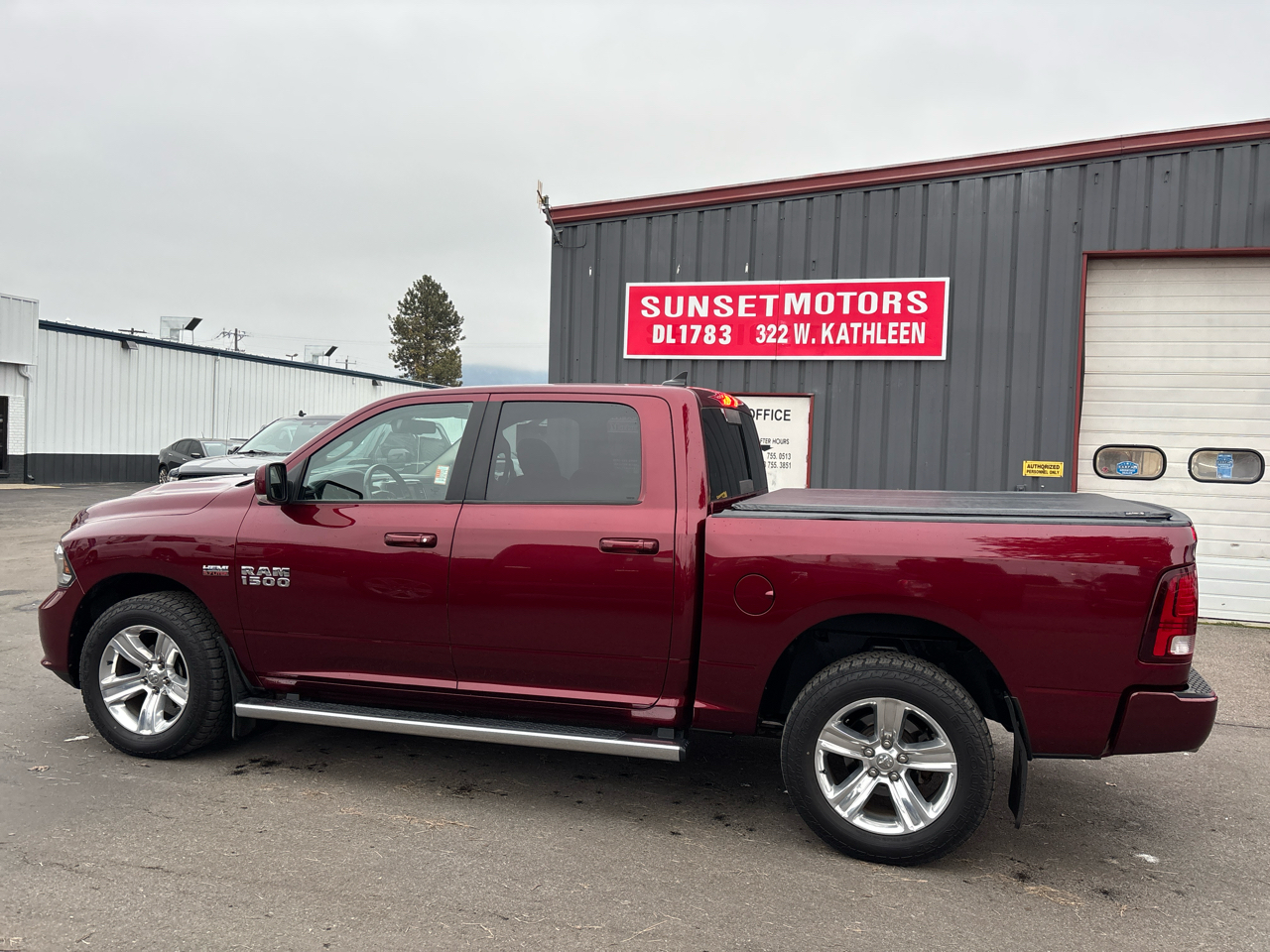 RAM 1500 4WD Crew Cab 149" Sport 2018