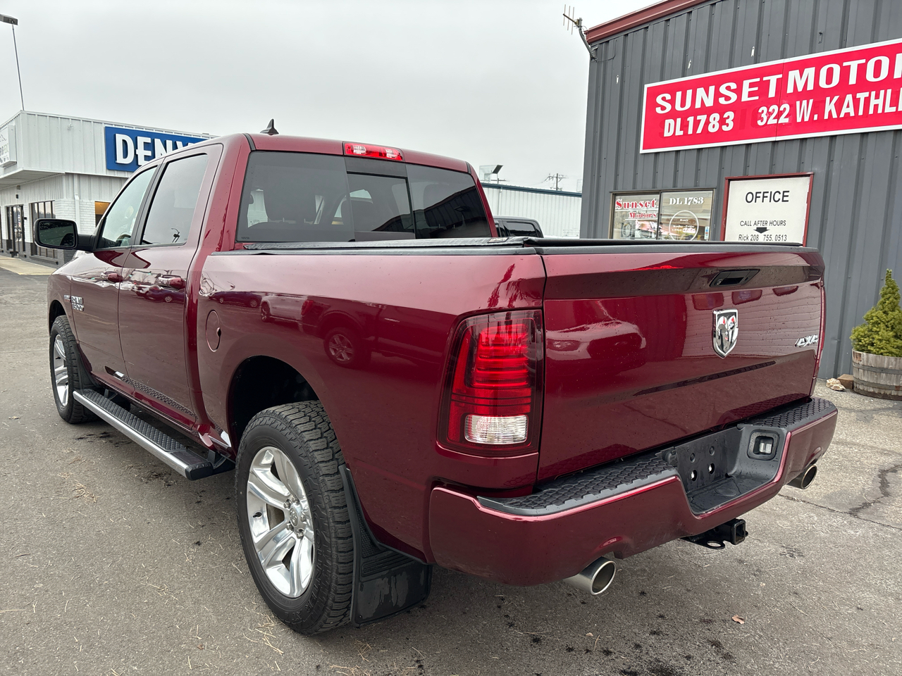 RAM 1500 4WD Crew Cab 149" Sport 2018