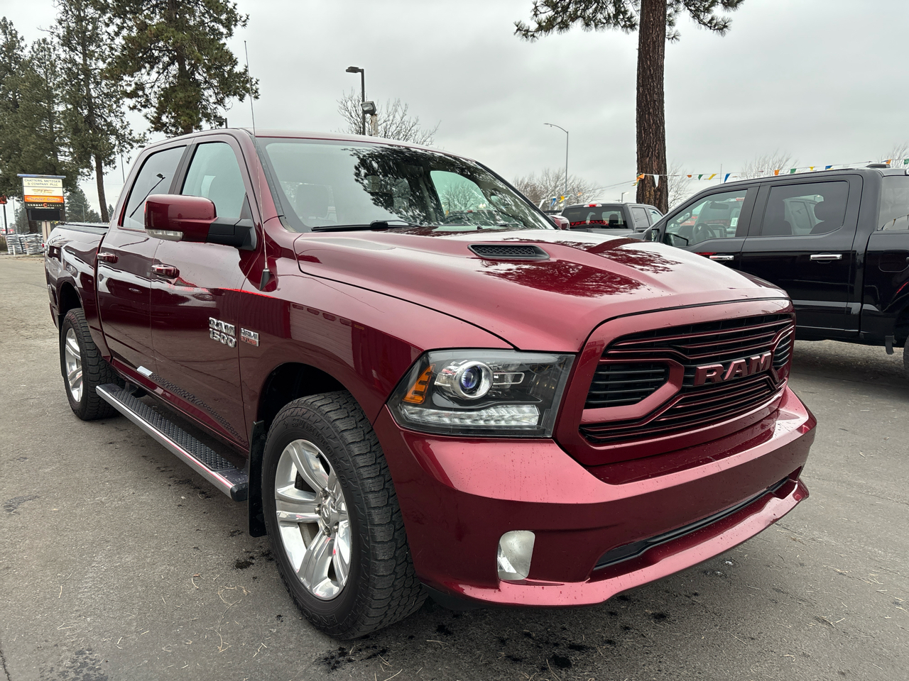 RAM 1500 4WD Crew Cab 149" Sport 2018