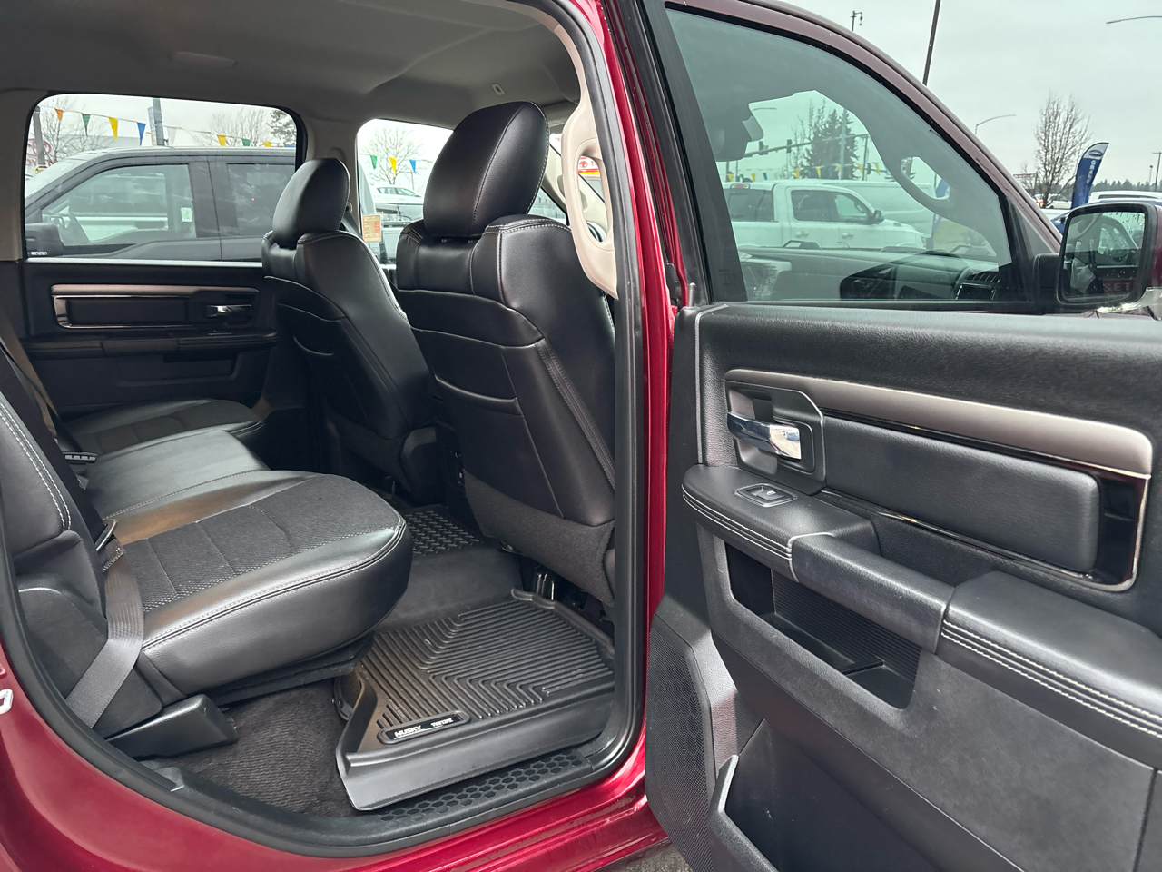 RAM 1500 4WD Crew Cab 149" Sport 2018