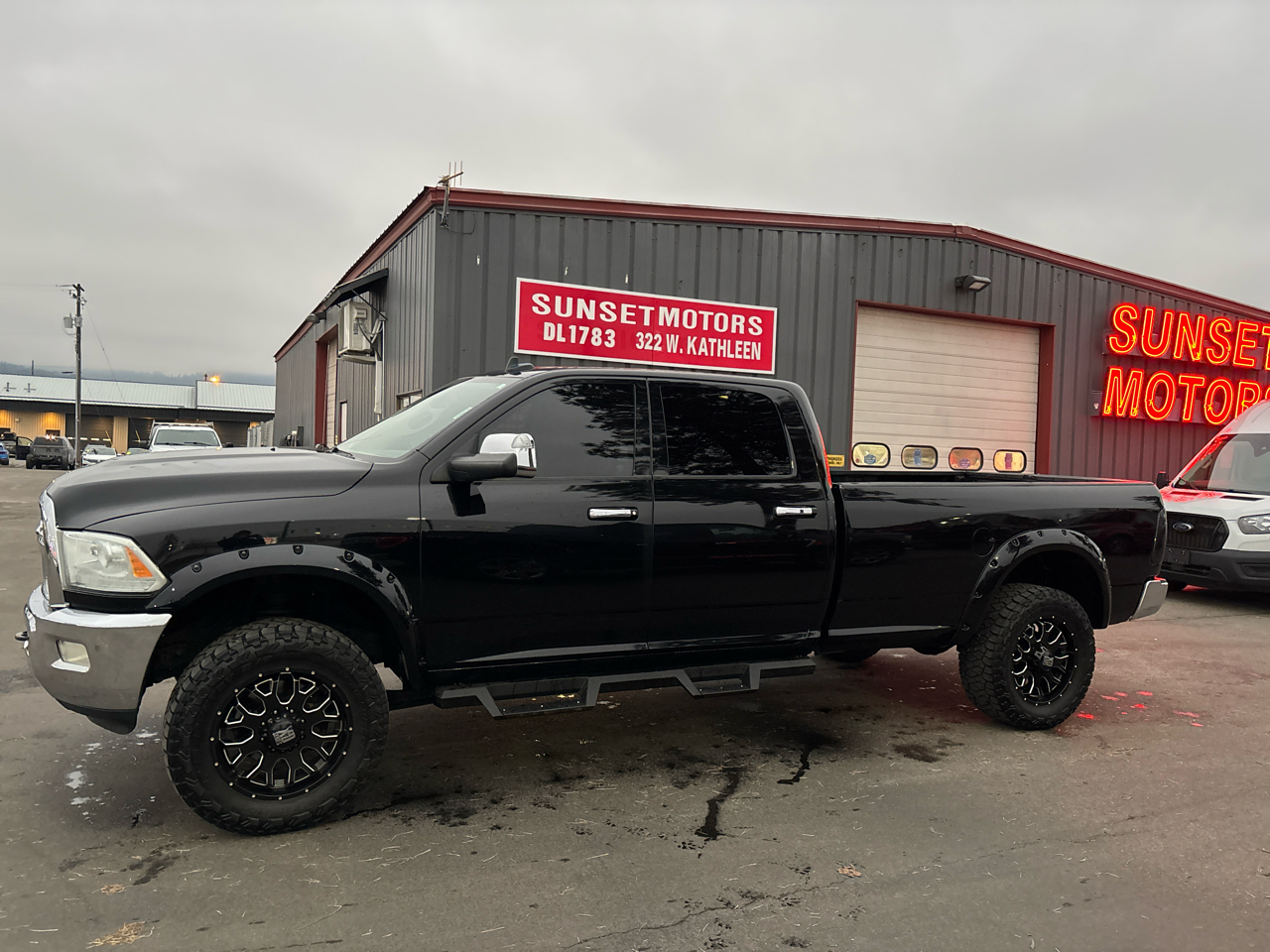 RAM 3500 4WD Crew Cab 169" Laramie Longhorn 2013