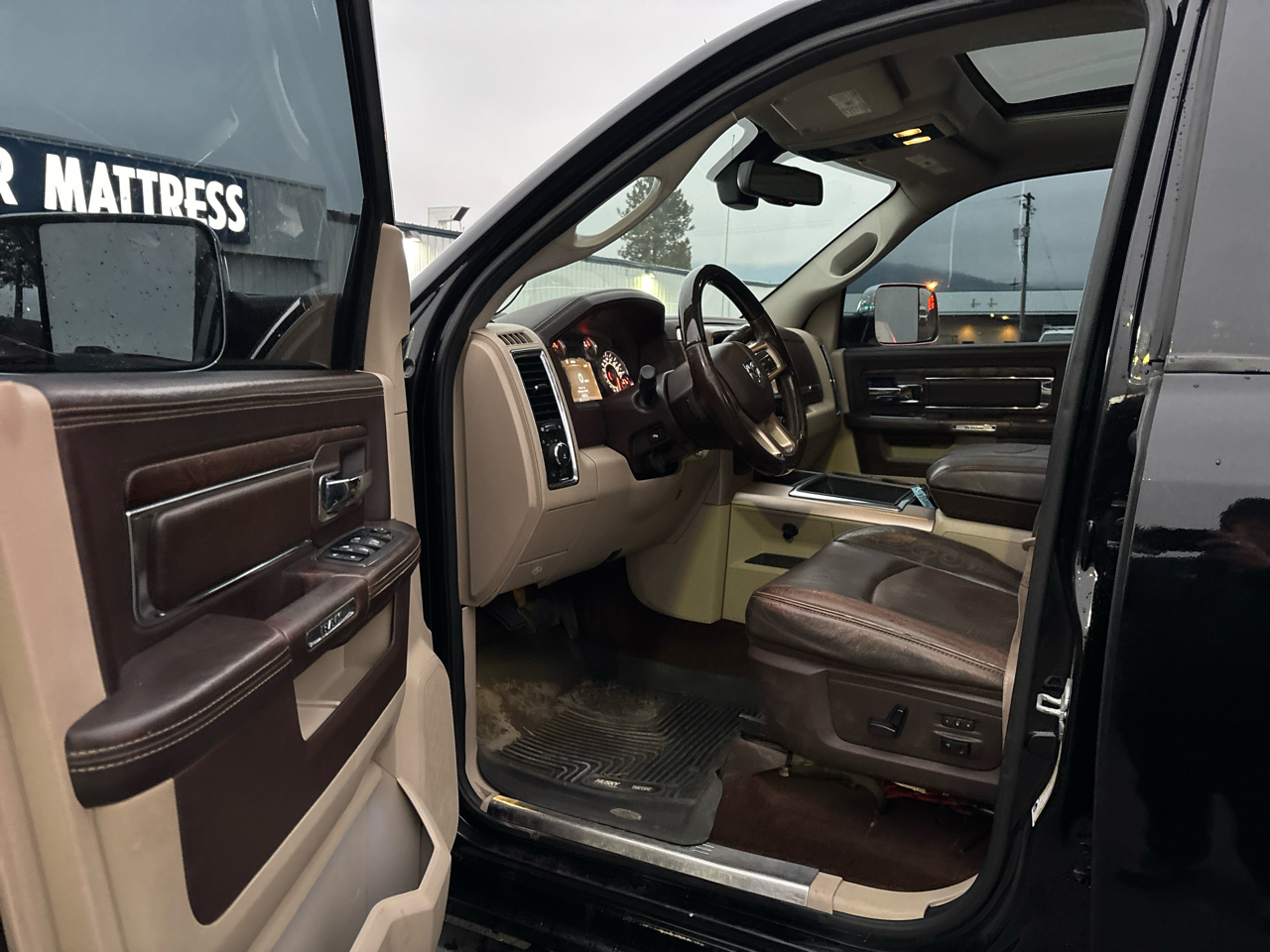 RAM 3500 4WD Crew Cab 169" Laramie Longhorn 2013