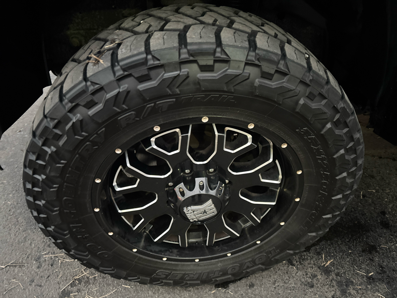 RAM 3500 4WD Crew Cab 169" Laramie Longhorn 2013