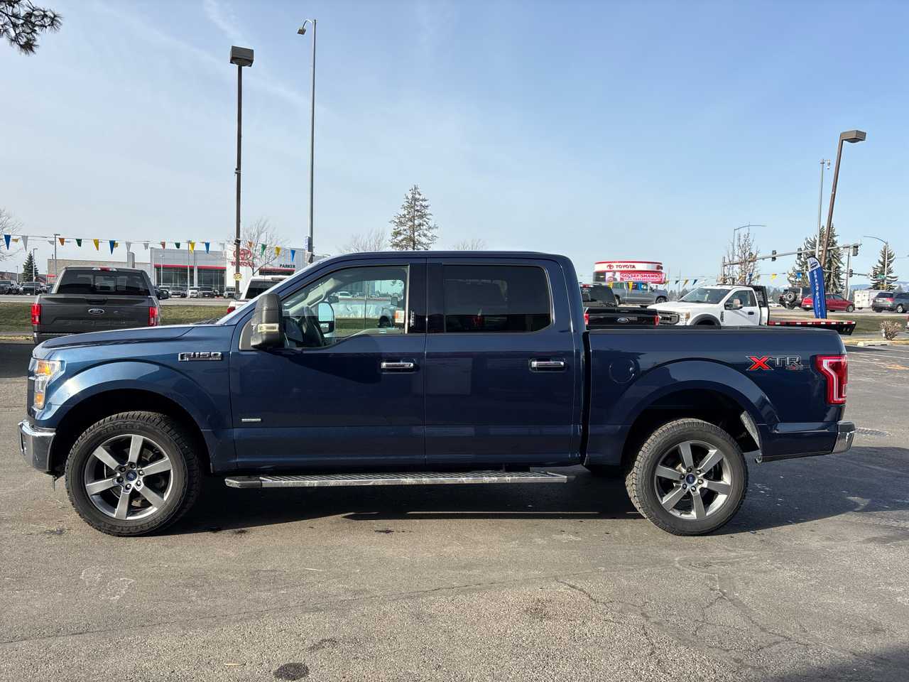 Ford F-150 4WD SuperCrew 145" XLT 2015