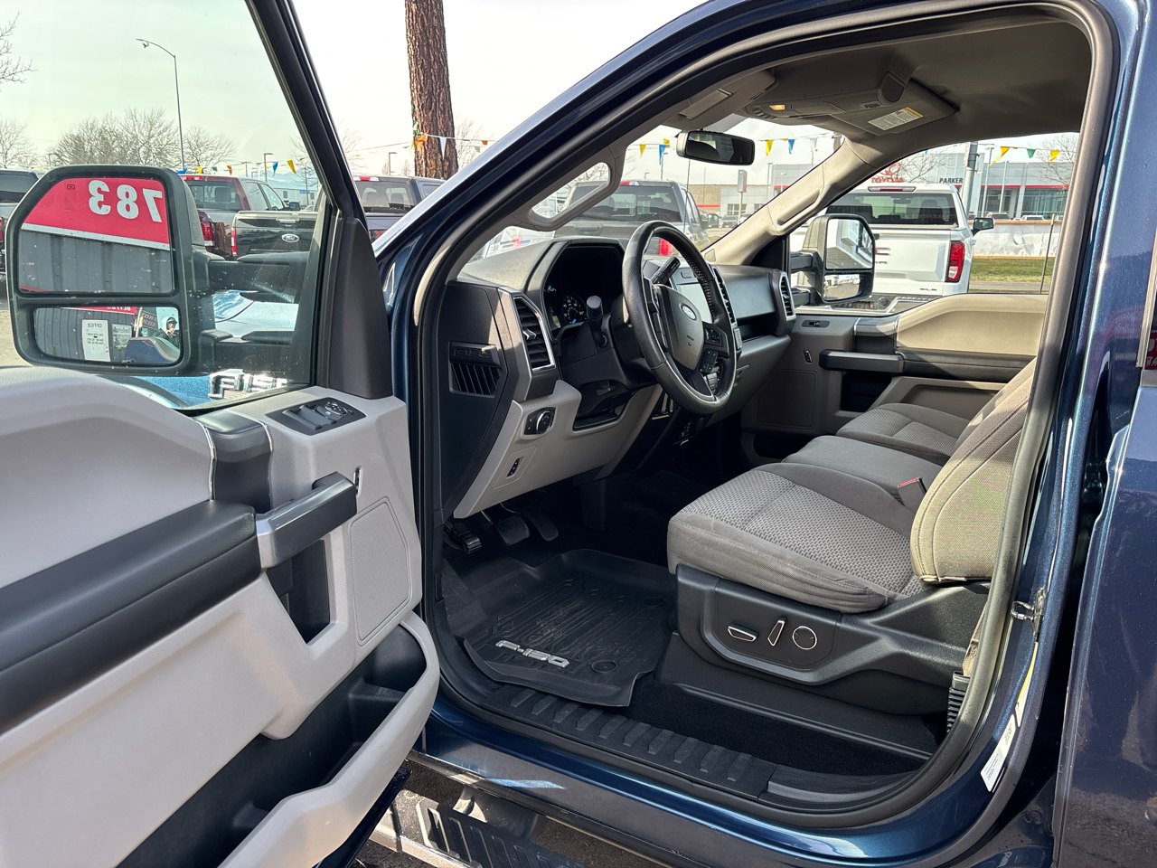 Ford F-150 4WD SuperCrew 145" XLT 2015