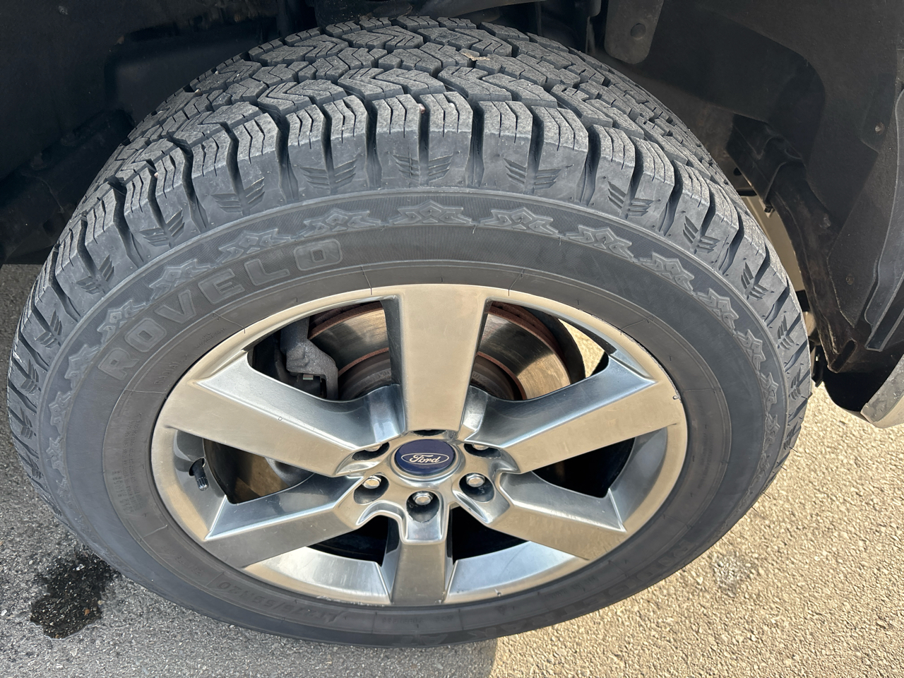 Ford F-150 4WD SuperCrew 145" XLT 2015