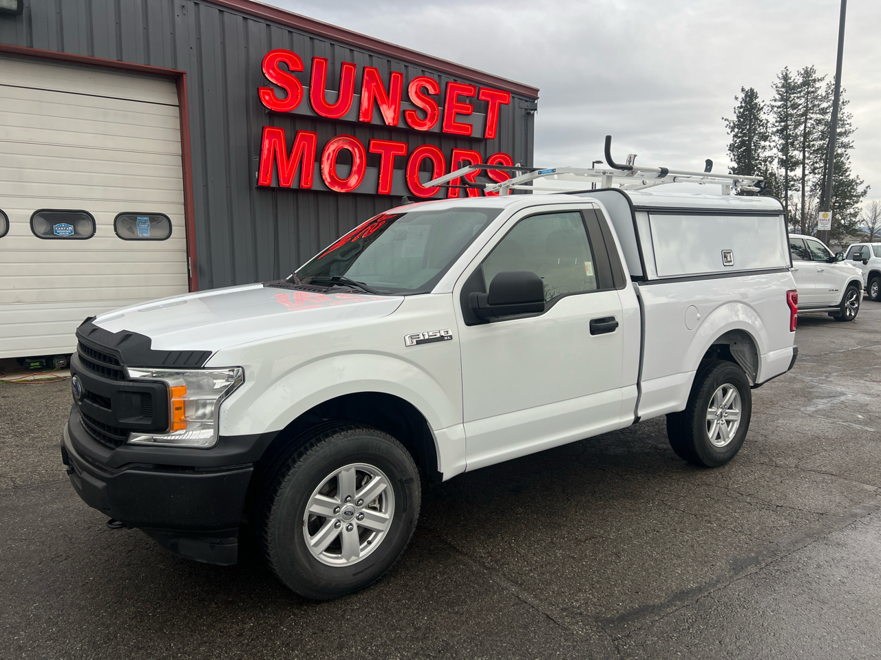 2020 Ford F-150 4WD Reg Cab 122.5" XL