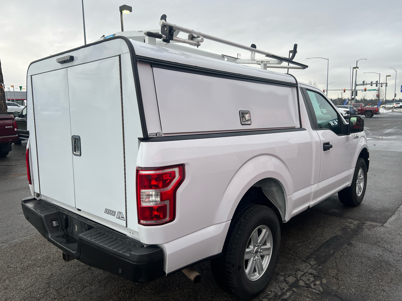 Ford F-150 4WD Reg Cab 122.5" XL 2020