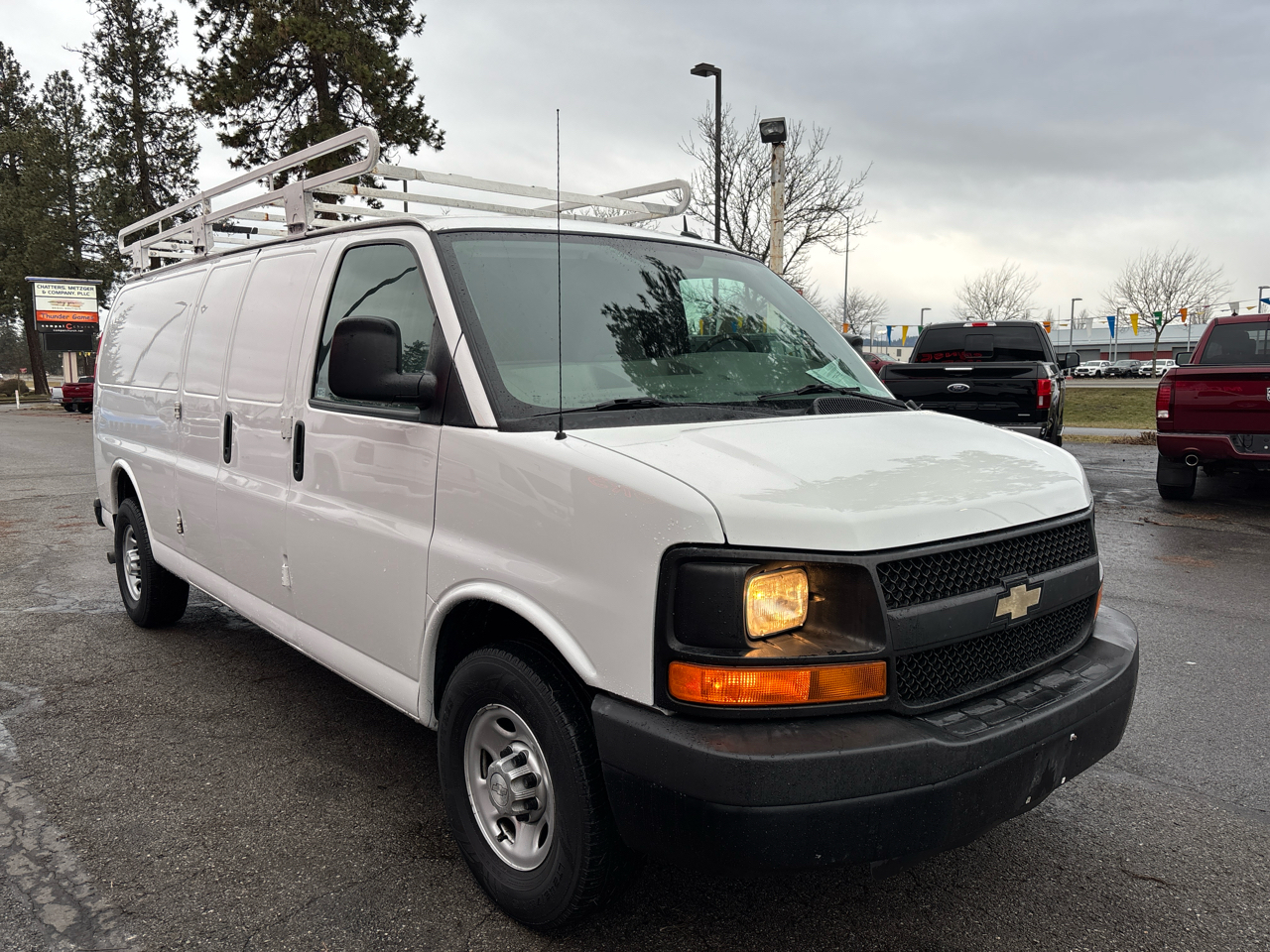 Chevrolet Express Cargo Van RWD 2500 155" 2015