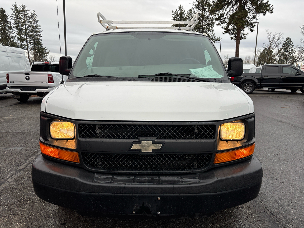 Chevrolet Express Cargo Van RWD 2500 155" 2015