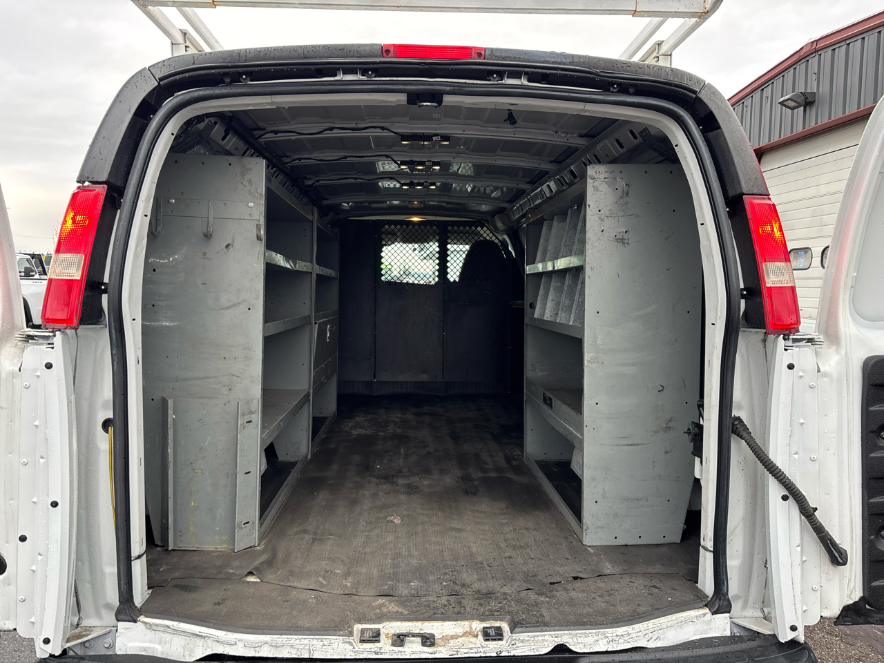Chevrolet Express Cargo Van RWD 2500 155" 2015
