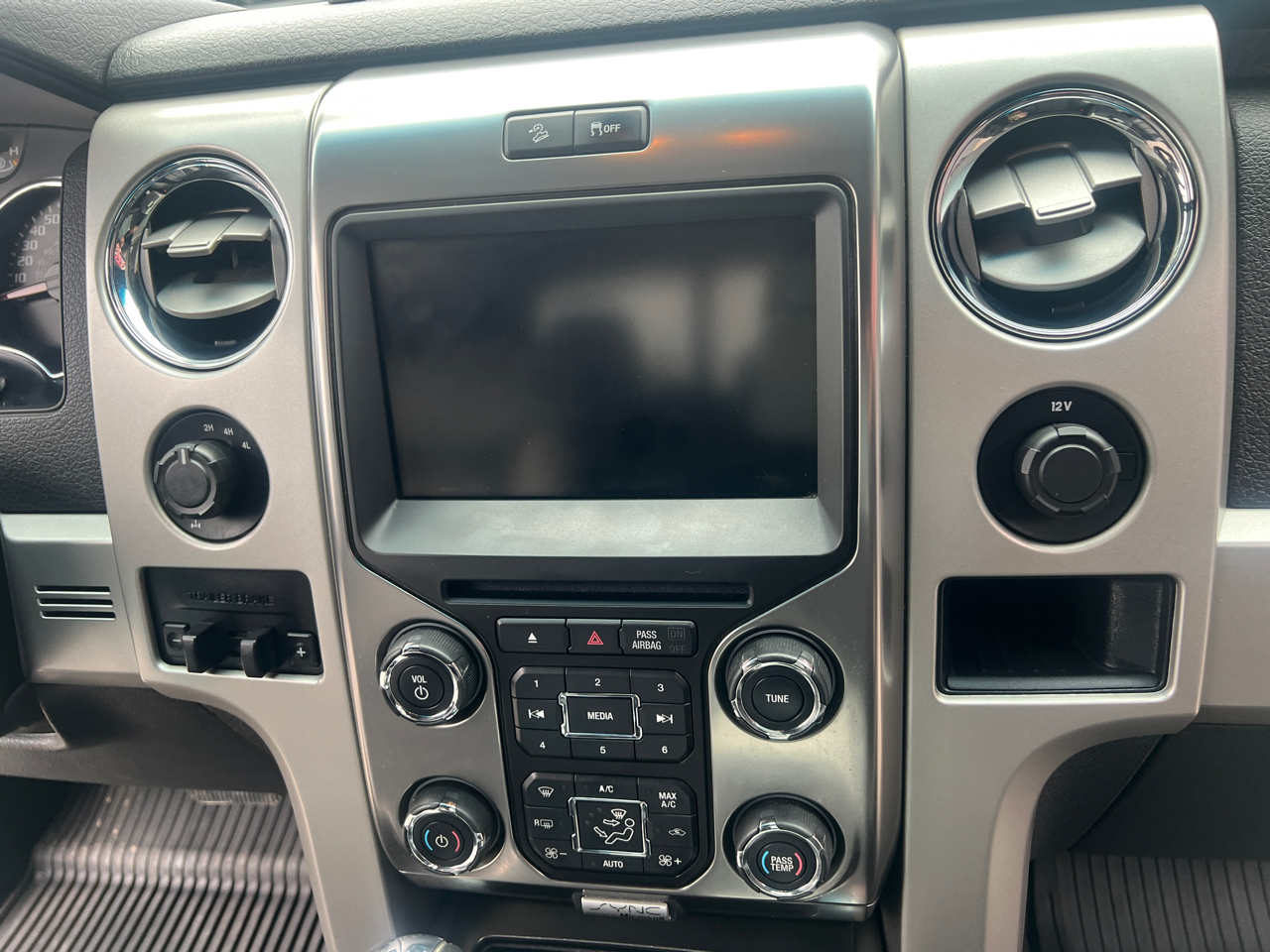 Ford F-150 4WD SuperCrew 145" FX4 2013