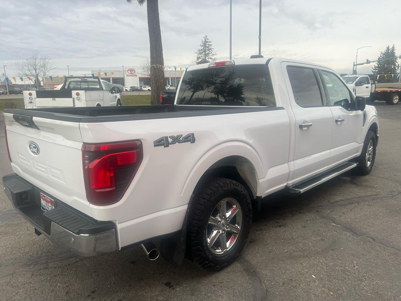 Ford F-150 XLT 4WD SuperCrew 6.5' Box 2024