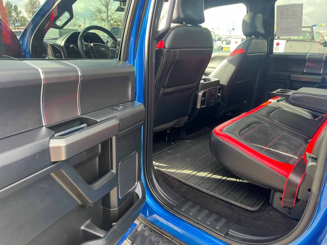 Ford F-150 4WD SuperCrew 157" Lariat 2016