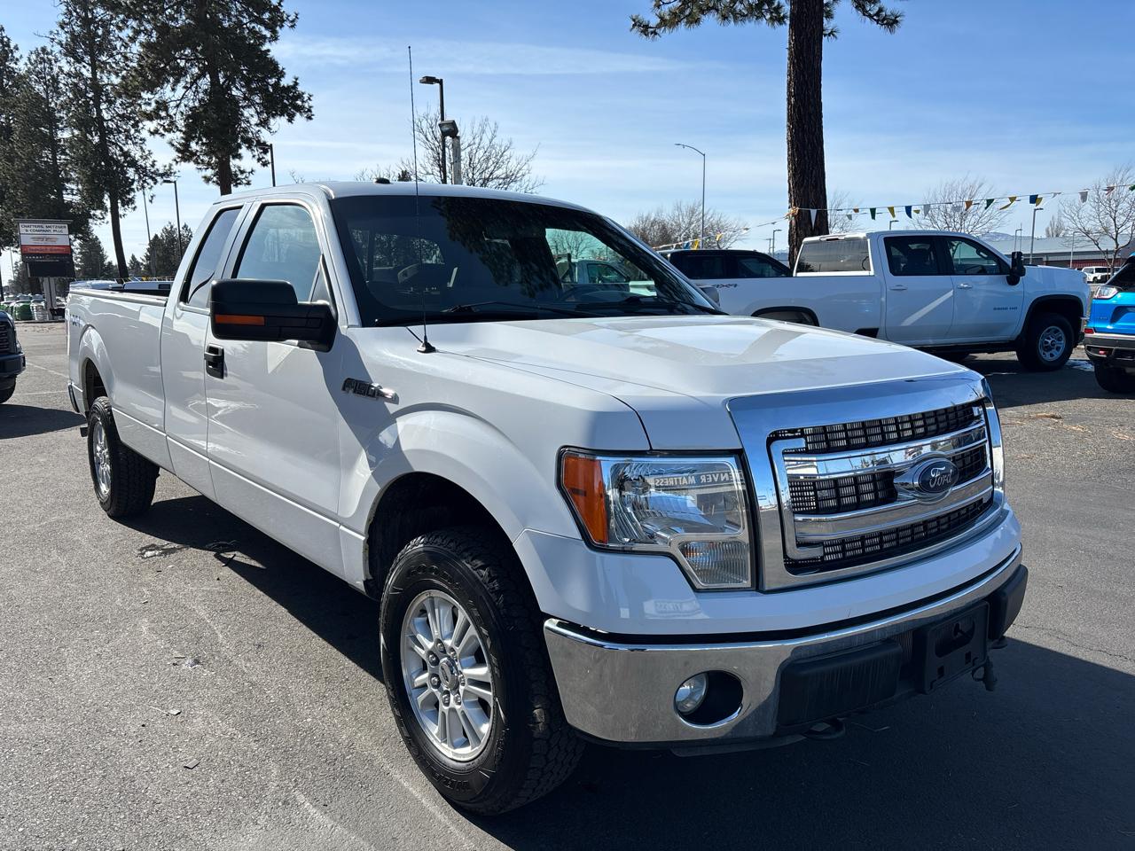 Ford F-150 4WD SuperCab 163" XL w/HD Payload Pkg 2014