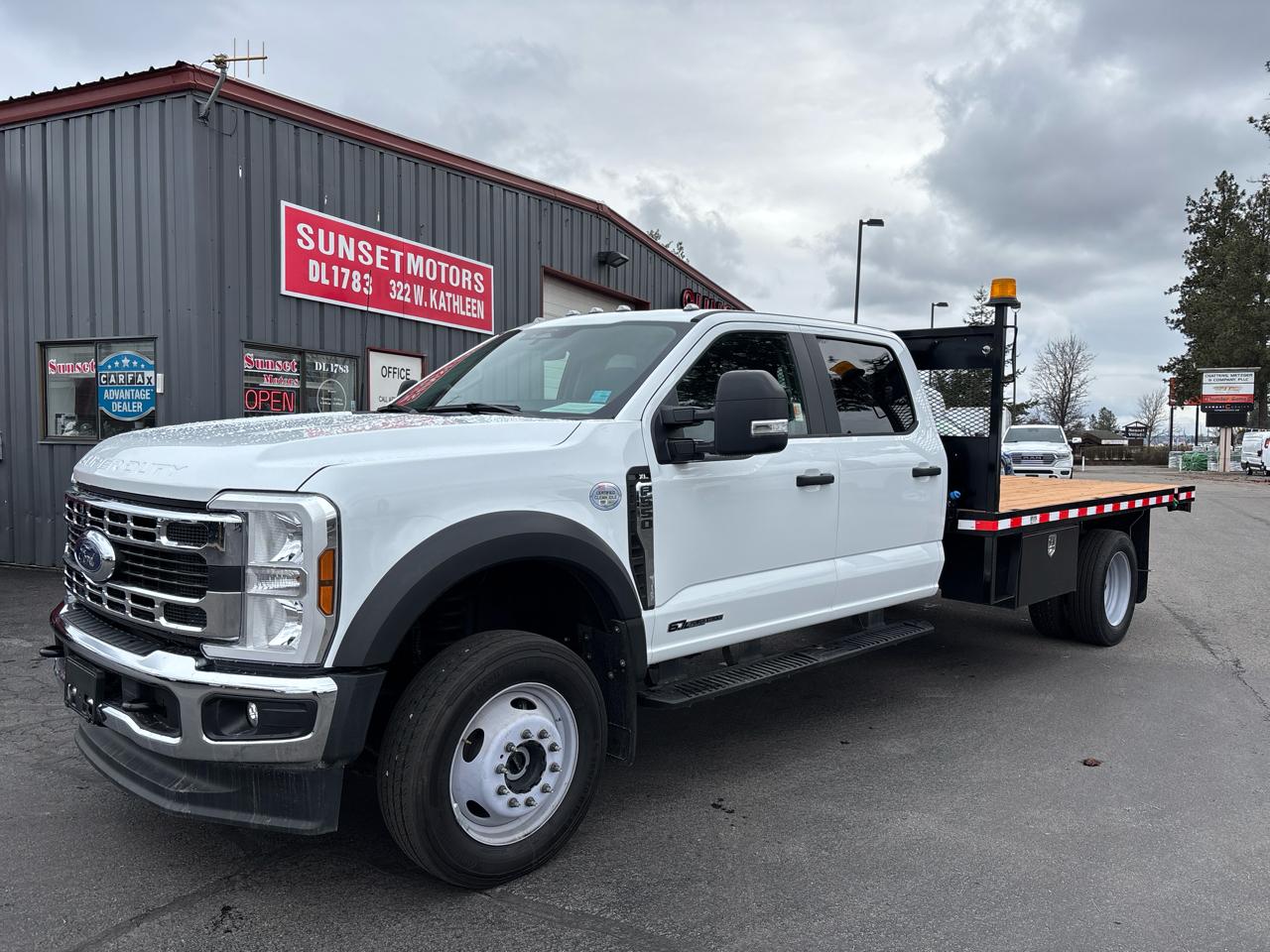 2024 Ford F-550 Super Duty Chassis 