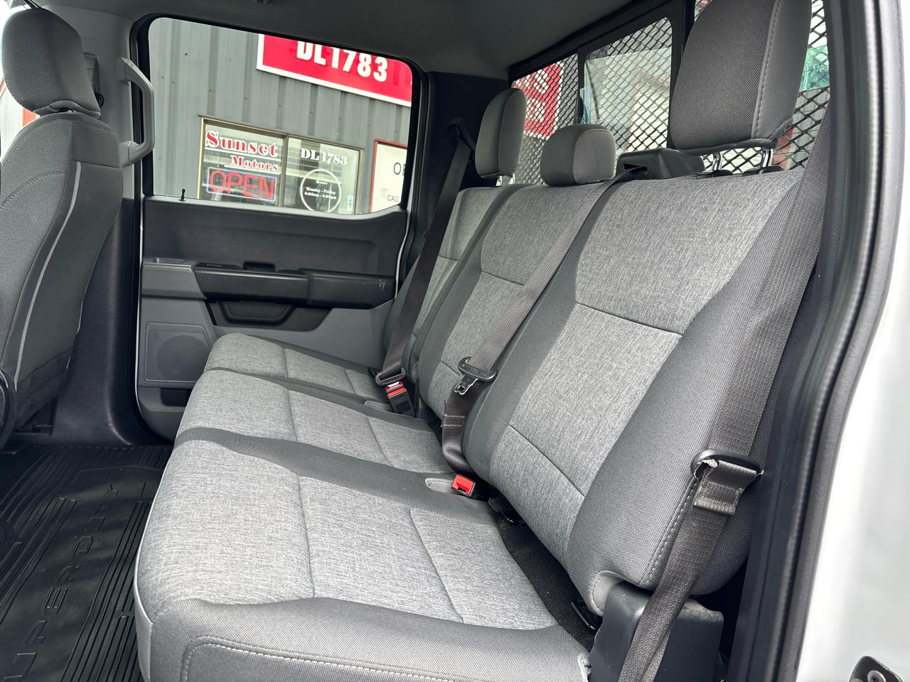 Ford F-550 Super Duty Crew Cab 4WD DRW 2024