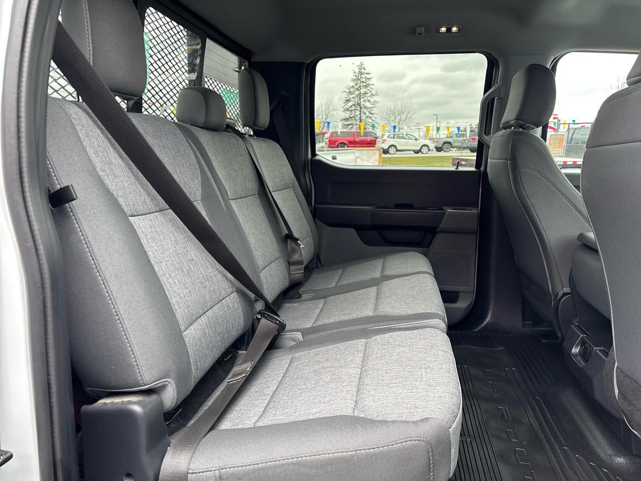 Ford F-550 Super Duty Crew Cab 4WD DRW 2024