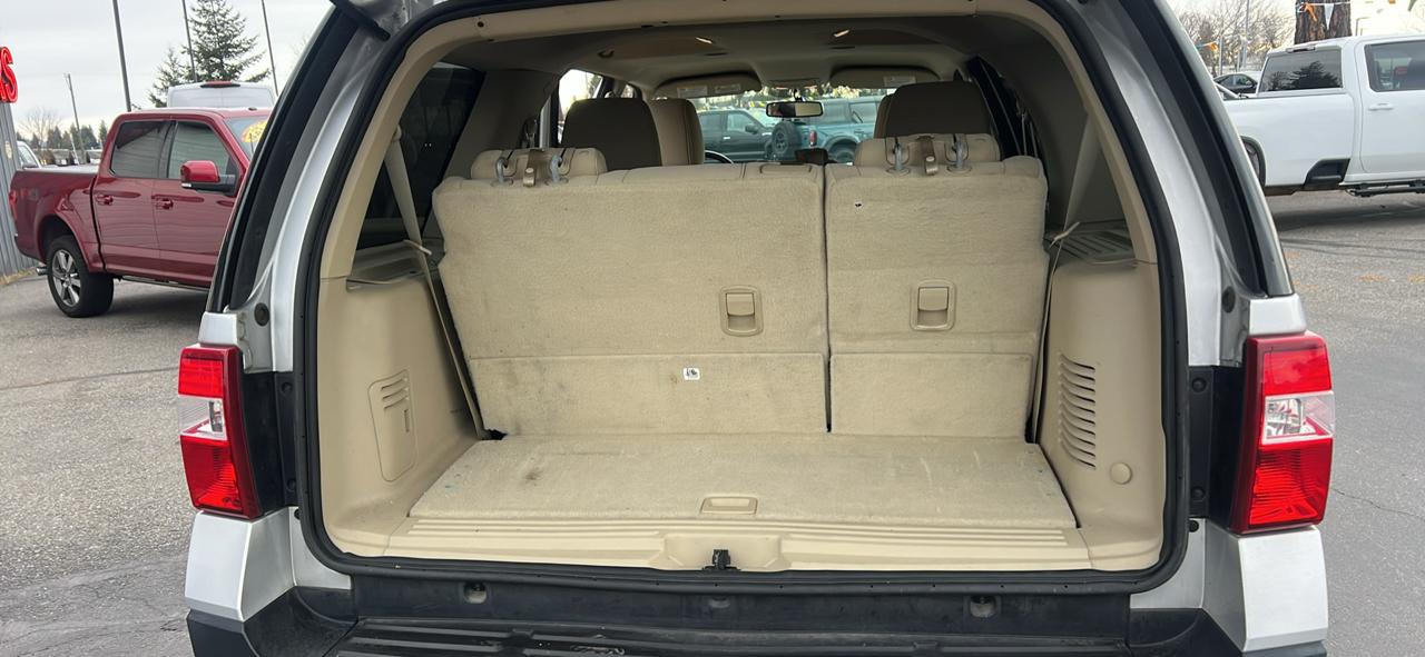 Ford Expedition 4WD 4dr XL 2015