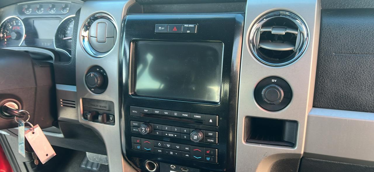 Ford F-150 4WD SuperCrew 145" Platinum 2012
