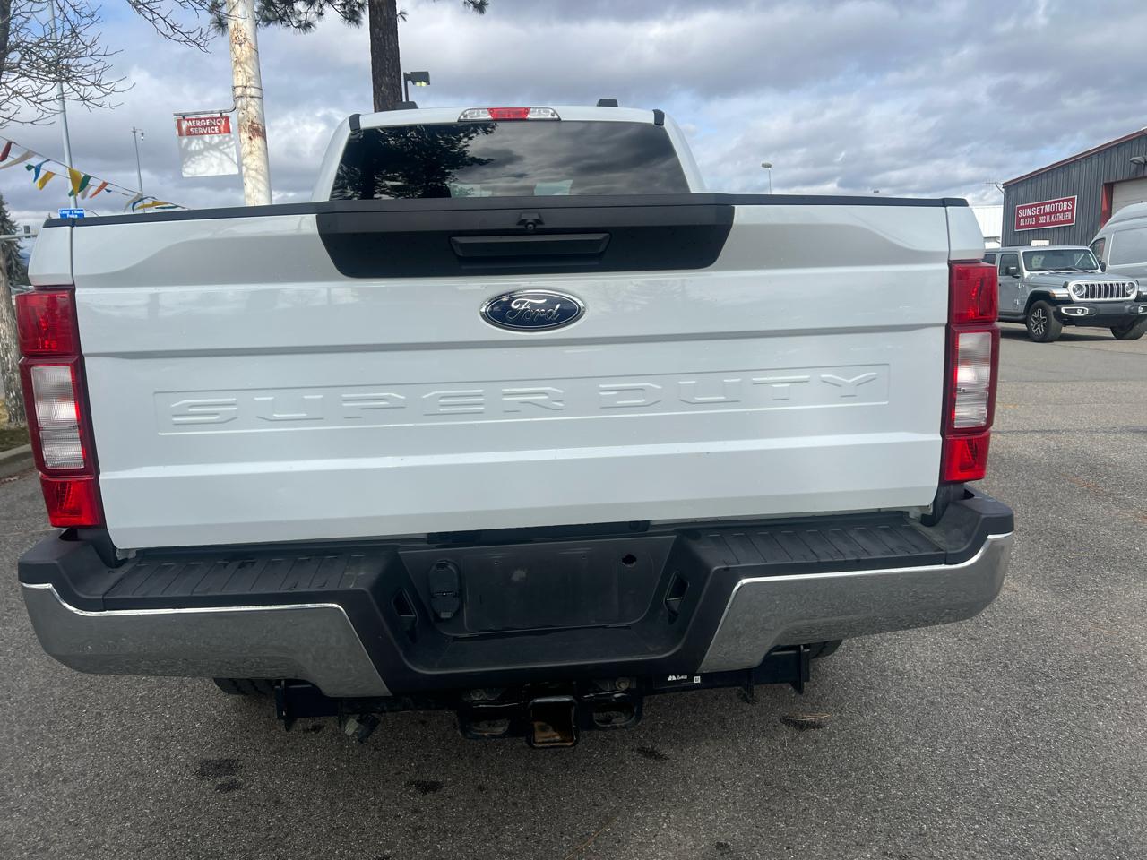 Ford Super Duty F-350 SRW XLT 4WD Crew Cab 6.75' Box 2022