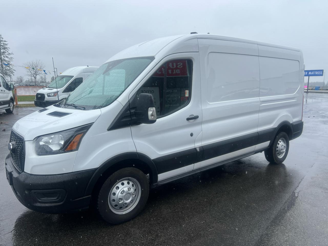 Ford Transit Cargo Van T-250 130" Med Rf 9070 GVWR AWD 2021