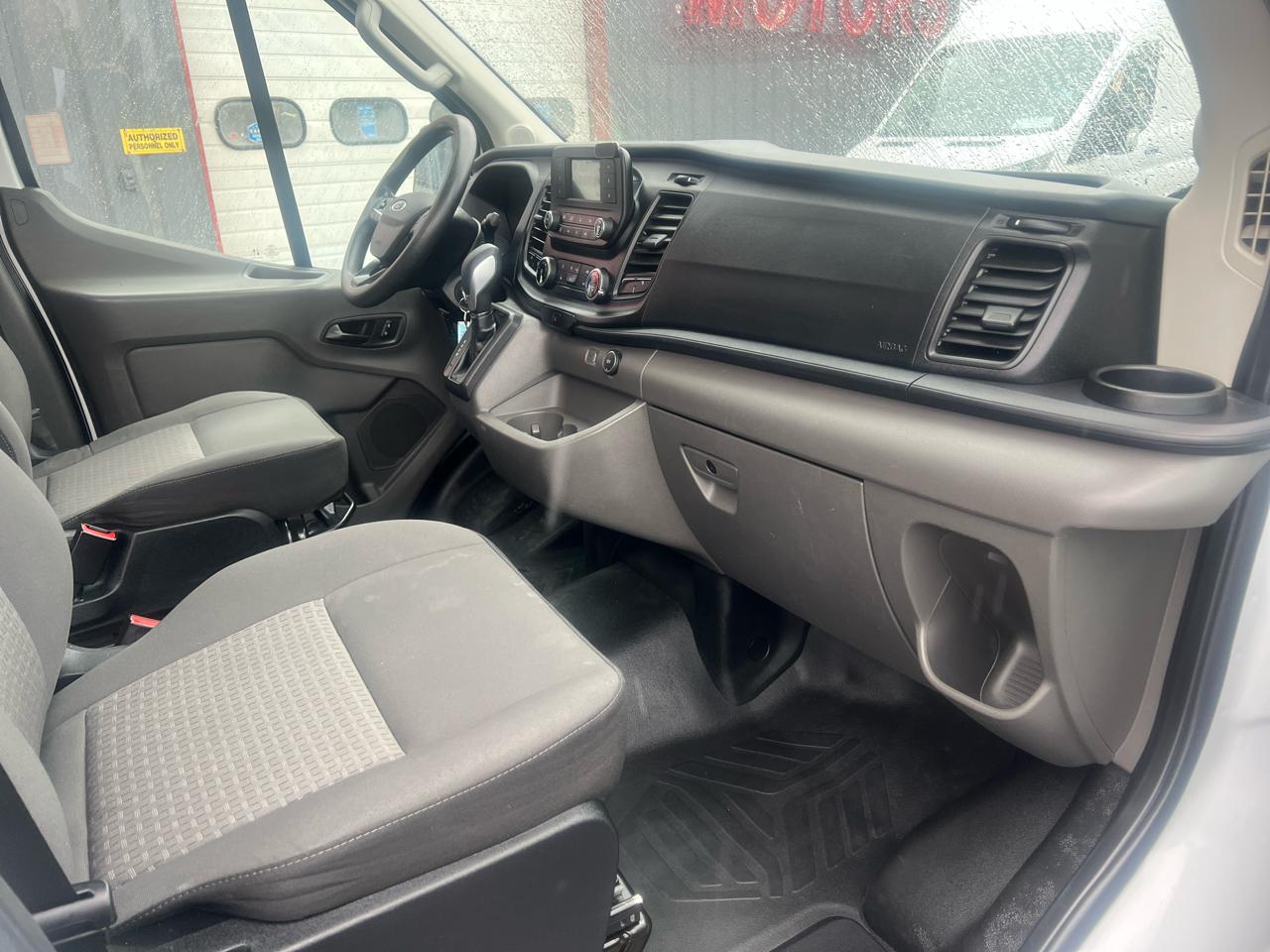 Ford Transit Cargo Van T-250 130" Med Rf 9070 GVWR AWD 2021