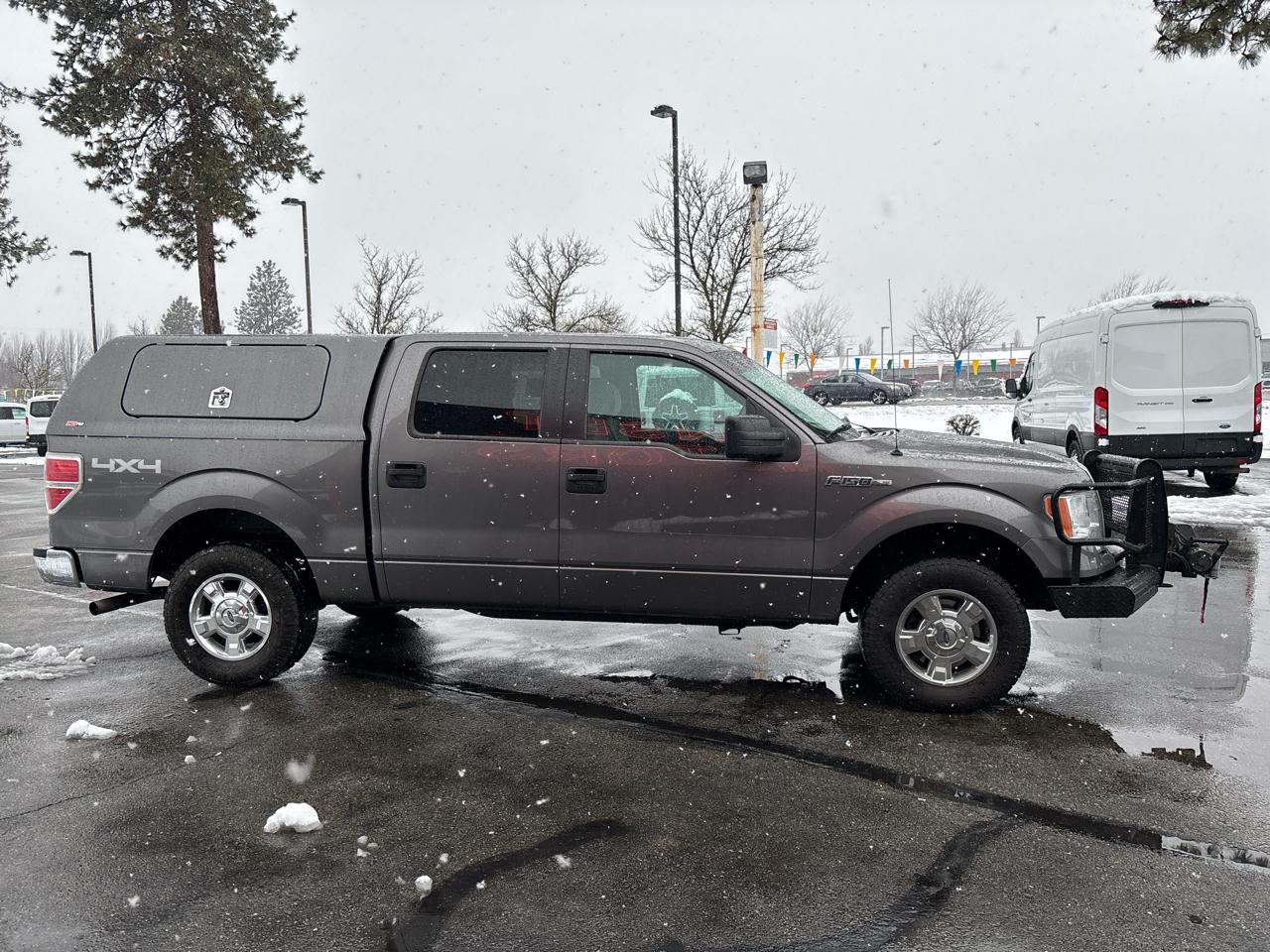 Ford F-150 4WD SuperCrew 145" XLT 2012