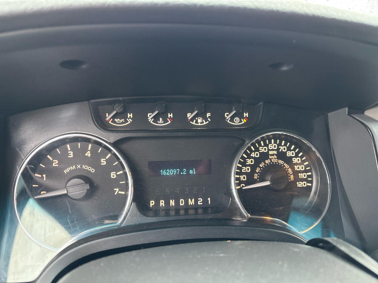 Ford F-150 4WD SuperCrew 145" XLT 2012