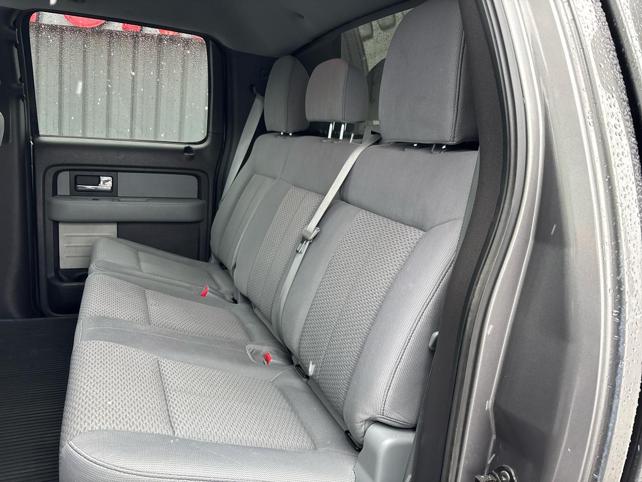 Ford F-150 4WD SuperCrew 145" XLT 2012