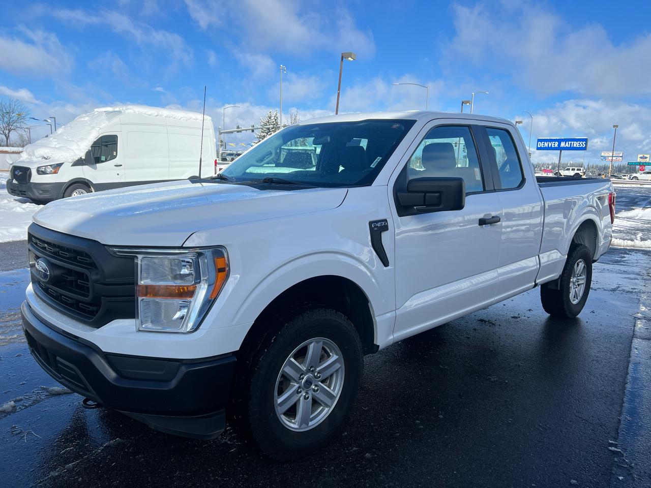 Ford F-150 4WD SuperCab 145" XL 2022
