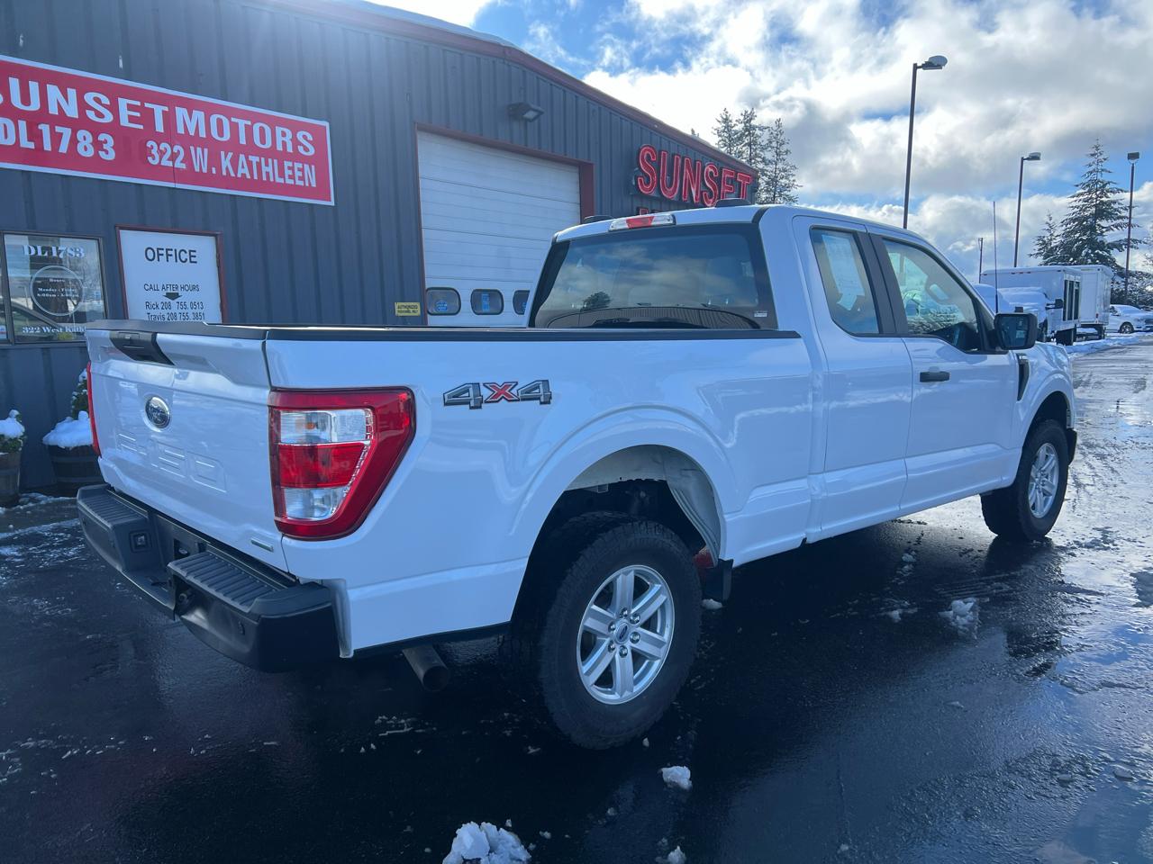 Ford F-150 4WD SuperCab 145" XL 2022