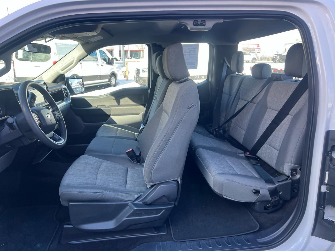 Ford F-150 4WD SuperCab 145" XL 2022