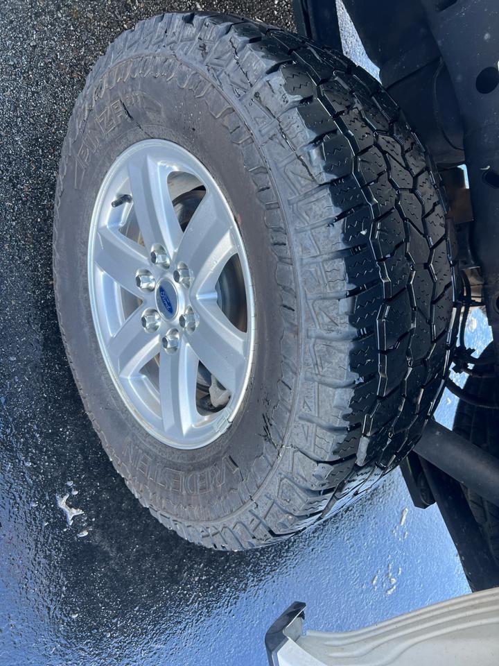 Ford F-150 4WD SuperCab 145" XL 2022