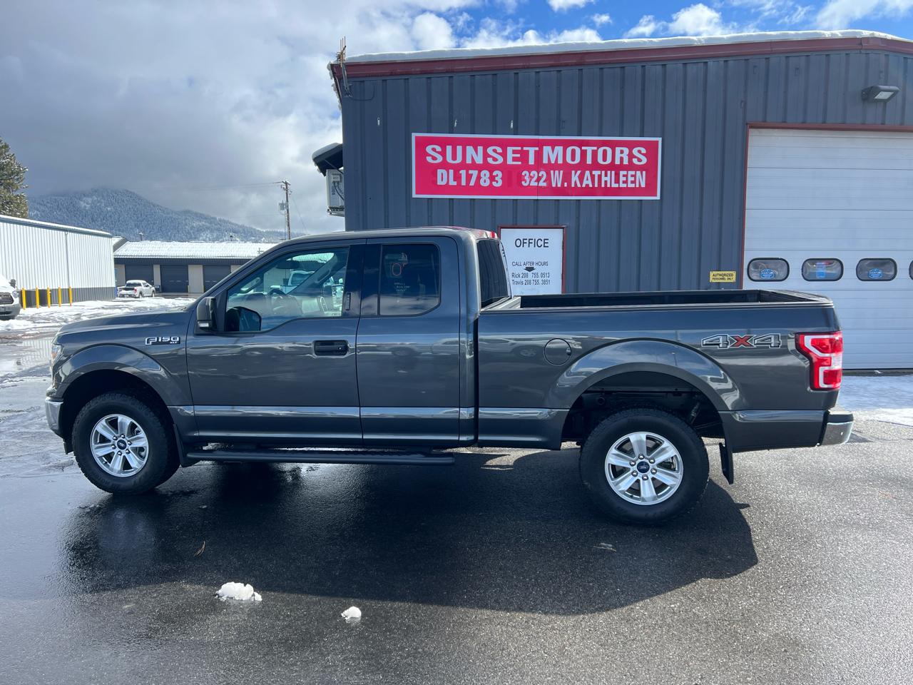 2020 Ford F-150 4WD SuperCab 145" XLT