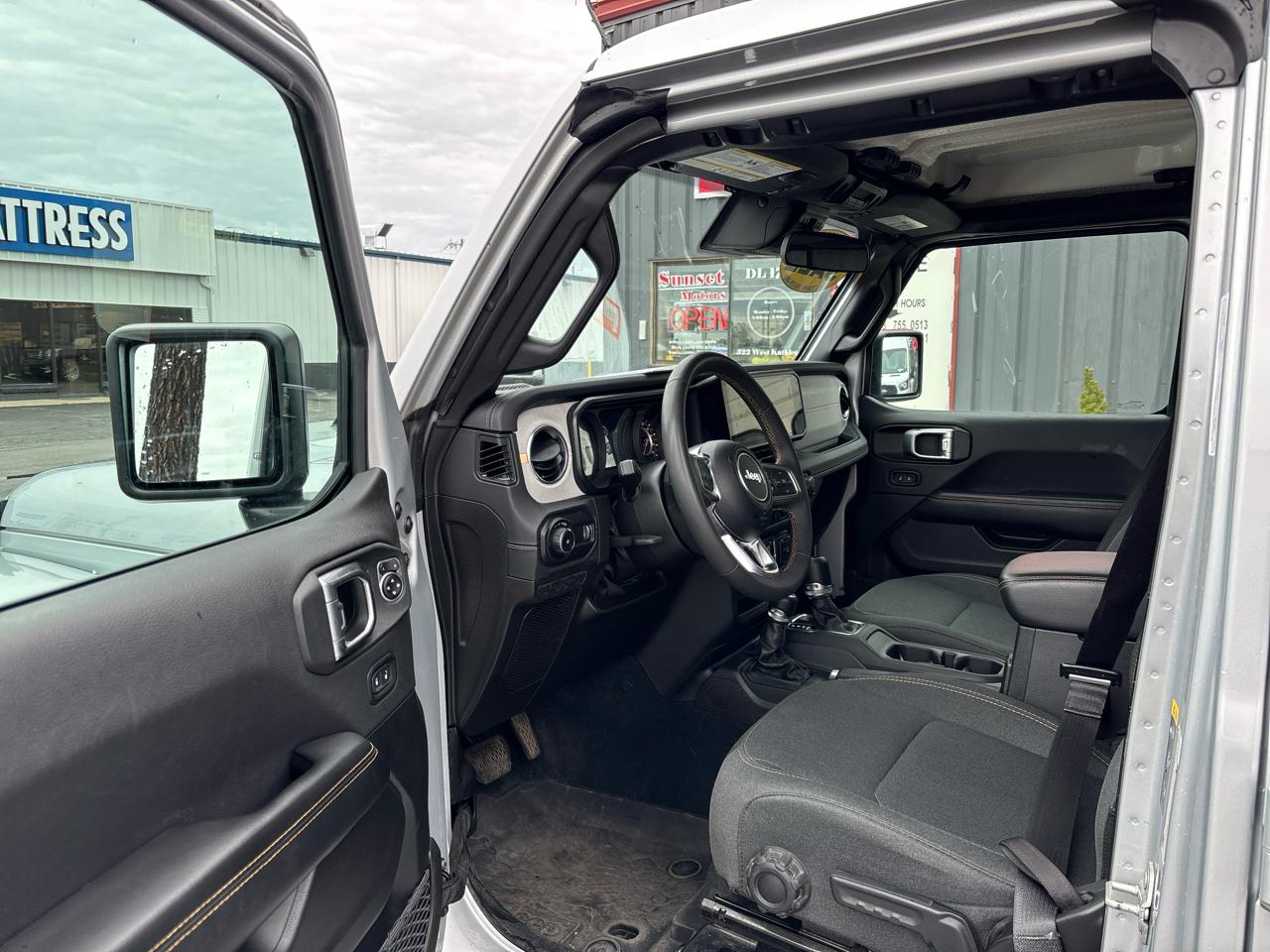 Jeep Wrangler Sahara 4 Door 4x4 2024