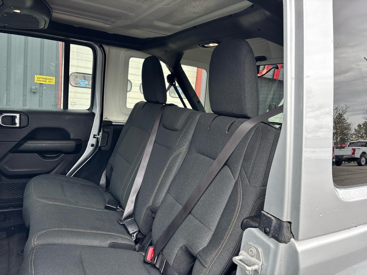 Jeep Wrangler Sahara 4 Door 4x4 2024