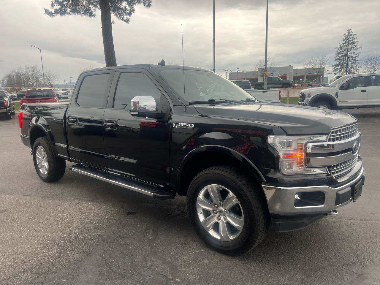 Ford F-150 4WD SuperCrew 157" Lariat 2020