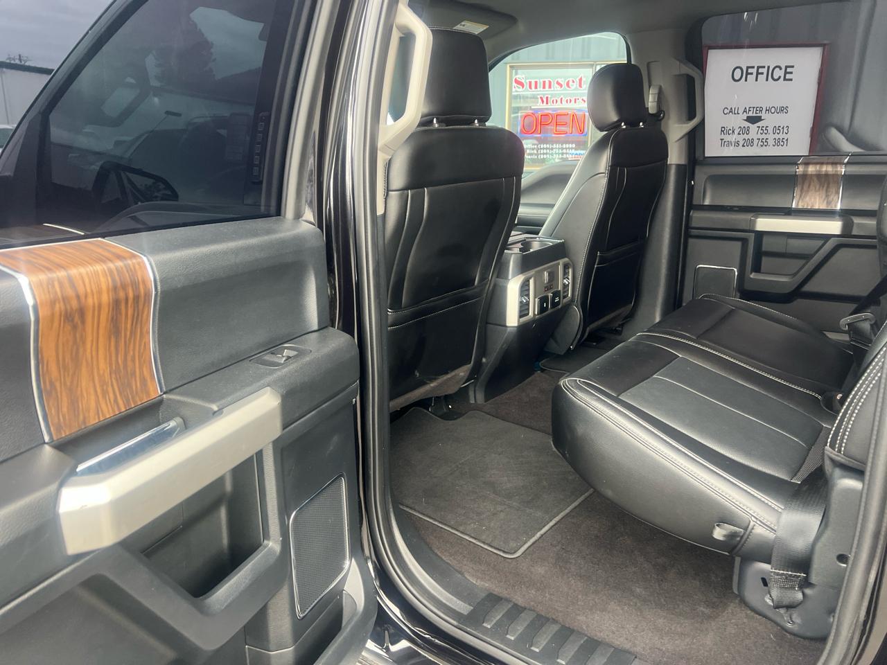 Ford F-150 4WD SuperCrew 157" Lariat 2020