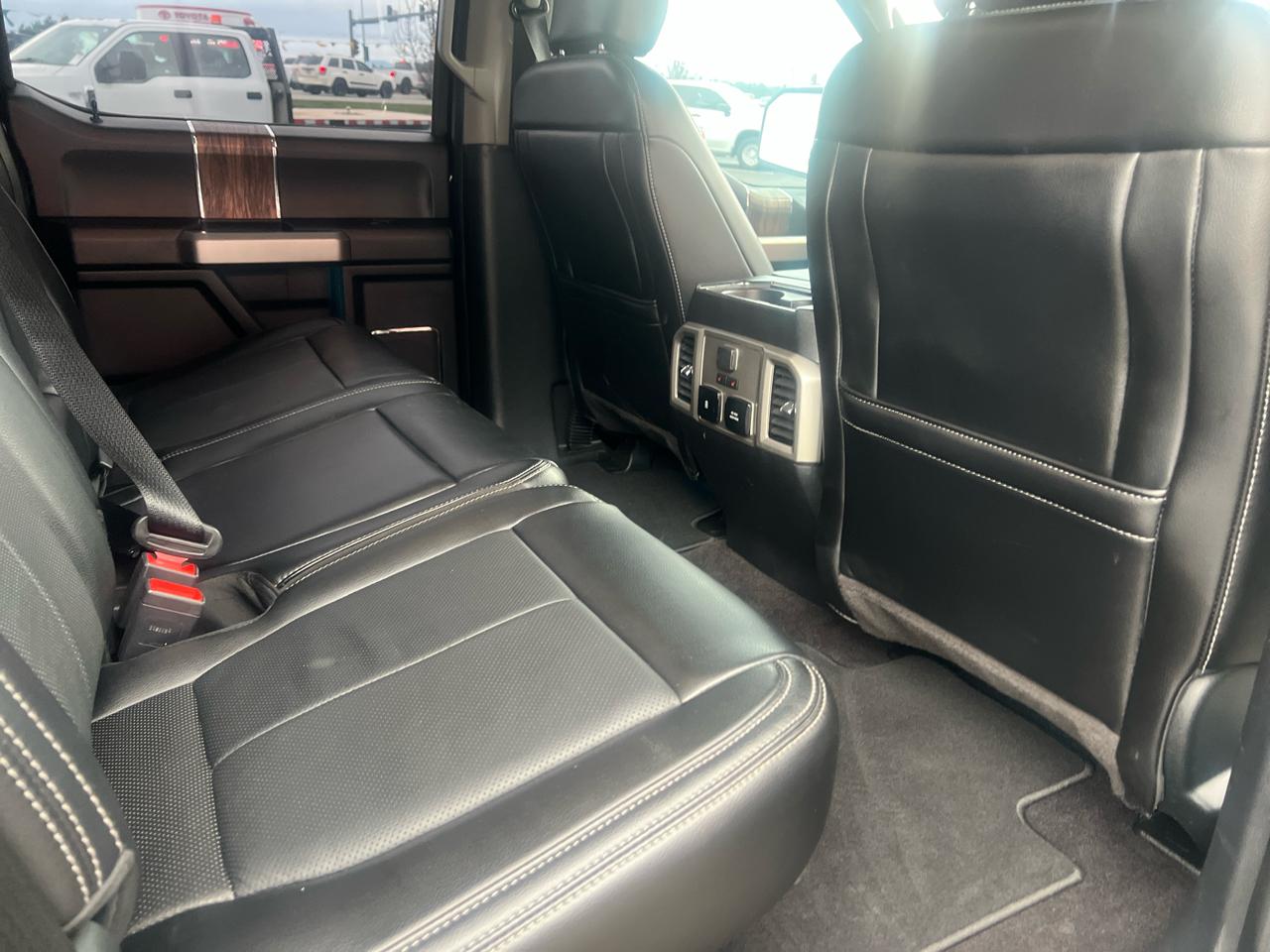 Ford F-150 4WD SuperCrew 157" Lariat 2020