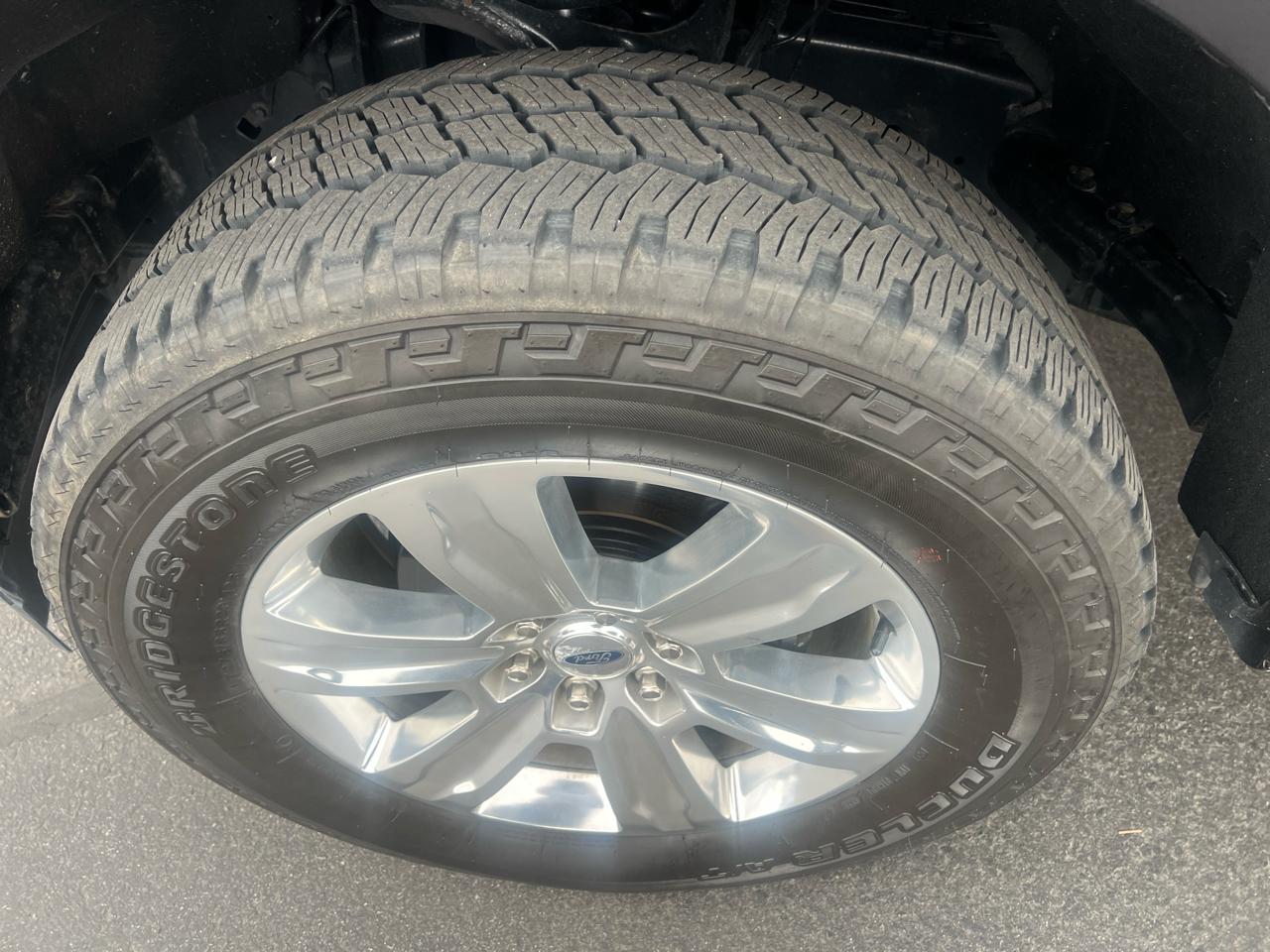 Ford F-150 4WD SuperCrew 157" Lariat 2020